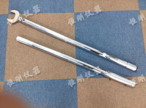 預(yù)置式扭力扳手圖片