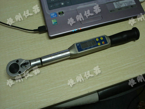 數(shù)顯扭矩扳手圖片