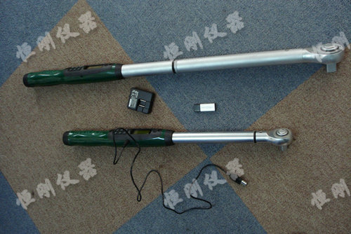 電子數(shù)顯扳手圖片
