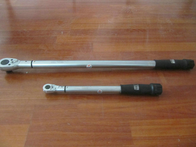 預置測力矩扳手