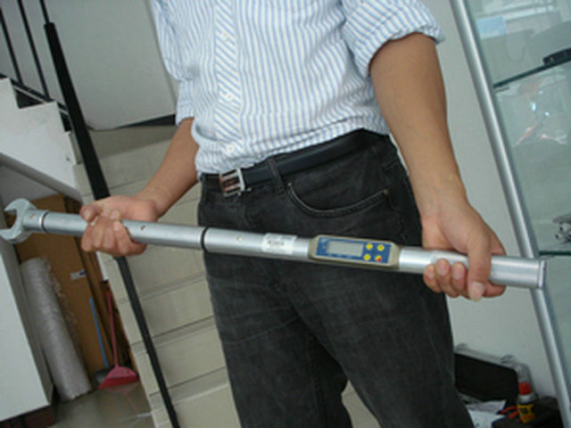 數(shù)顯扳手