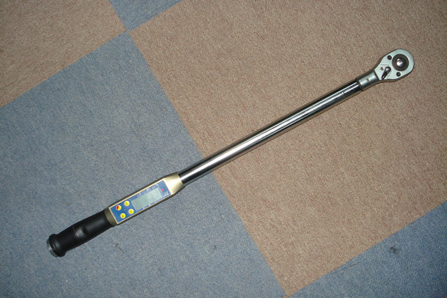 數(shù)顯扭力扳手