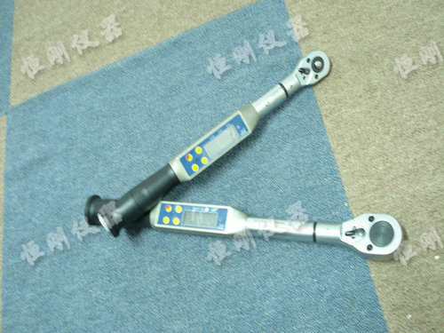 數(shù)顯式手動(dòng)扳手圖片