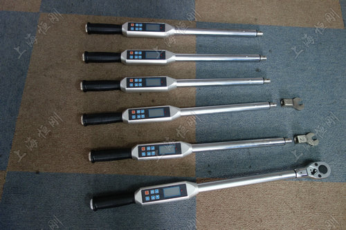電子數(shù)顯扳手圖片